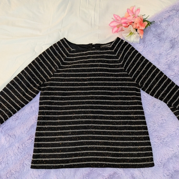 Banana Republic Sweaters - Banana Republic Black Sweater with Gold Accents
